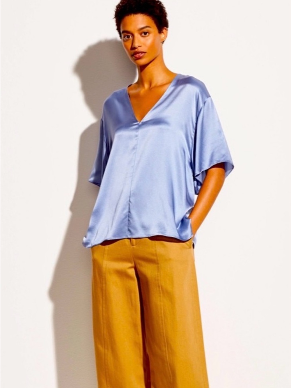 Vince Silk V-Neck Relaxed Blouse in Dusty Blue Sz L